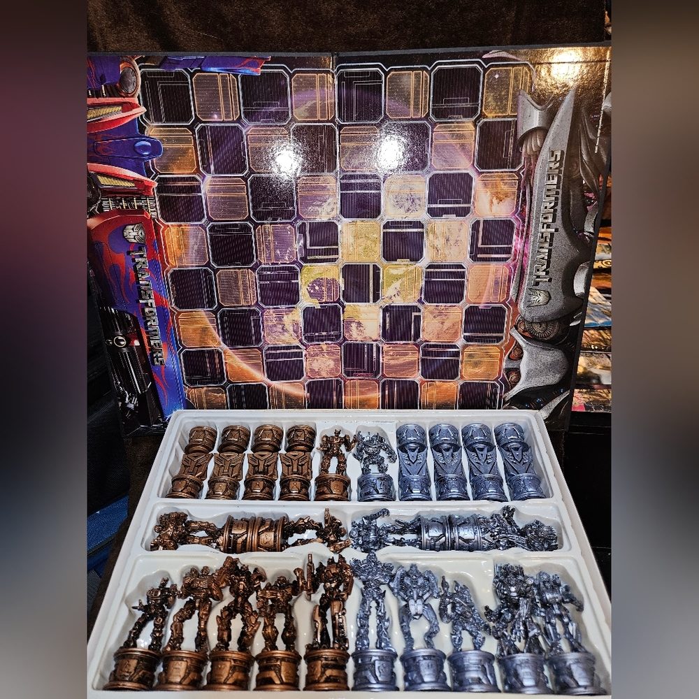 Transformers Chess Set - Picture 2 of 2